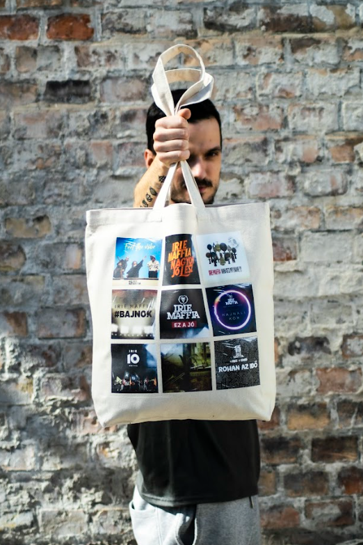 20 éves vászontáska 